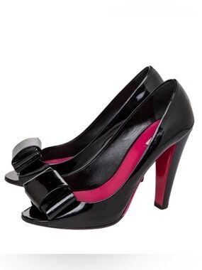 Miu Miu black patent leather her little bow peep designer peep toe heels sz 37/7